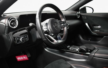 Mercedes-Benz CLA, 2020 год, 2 947 890 рублей, 10 фотография