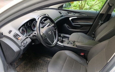 Opel Insignia II рестайлинг, 2010 год, 650 000 рублей, 3 фотография