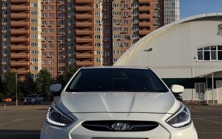 Hyundai Solaris II рестайлинг, 2014 год, 980 000 рублей, 2 фотография