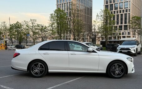 Mercedes-Benz E-Класс, 2018 год, 3 360 000 рублей, 3 фотография