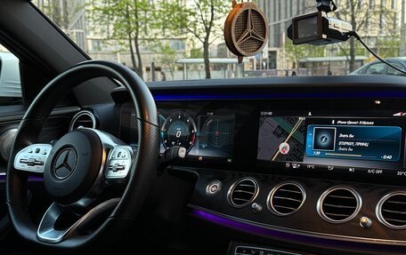 Mercedes-Benz E-Класс, 2018 год, 3 360 000 рублей, 9 фотография