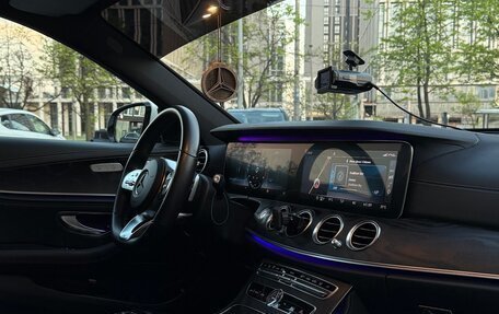 Mercedes-Benz E-Класс, 2018 год, 3 360 000 рублей, 8 фотография