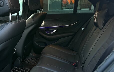 Mercedes-Benz E-Класс, 2018 год, 3 360 000 рублей, 14 фотография