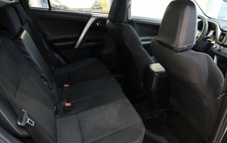 Toyota RAV4, 2017 год, 2 500 000 рублей, 18 фотография
