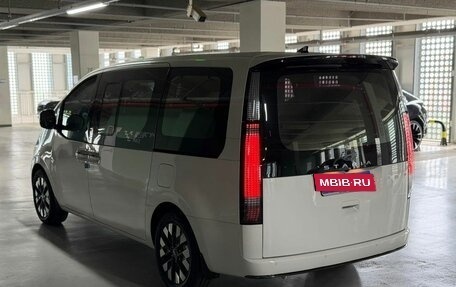 Hyundai Staria, 2025 год, 9 490 000 рублей, 3 фотография