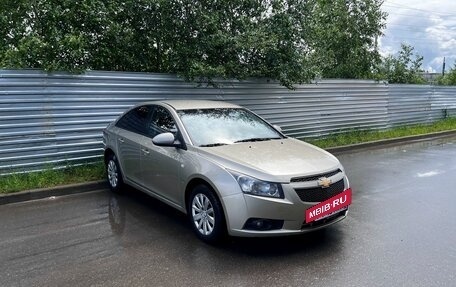 Chevrolet Cruze II, 2012 год, 575 000 рублей, 3 фотография