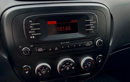 KIA Soul II рестайлинг, 2014 год, 898 000 рублей, 16 фотография