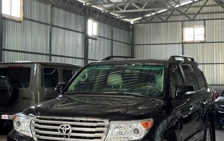 Toyota Land Cruiser 200, 2012 год, 5 000 000 рублей, 1 фотография