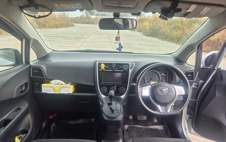 Toyota Ractis II, 2015 год, 870 000 рублей, 8 фотография