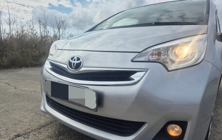 Toyota Ractis II, 2015 год, 870 000 рублей, 2 фотография