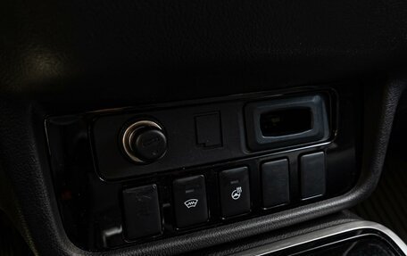 Mitsubishi Outlander III рестайлинг 3, 2018 год, 1 979 000 рублей, 14 фотография