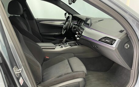 BMW 5 серия, 2019 год, 3 863 000 рублей, 14 фотография