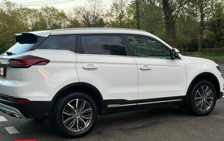 Geely Atlas, 2023 год, 1 850 000 рублей, 7 фотография