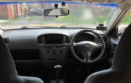 Toyota Probox I, 2002 год, 355 000 рублей, 13 фотография