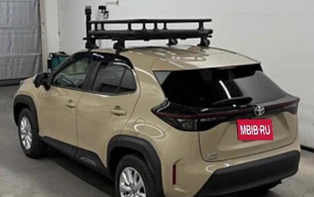 Toyota Yaris Cross, 2022 год, 1 550 000 рублей, 2 фотография
