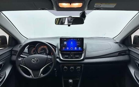 Toyota Yaris XP150 рестайлинг, 2022 год, 1 319 101 рублей, 8 фотография