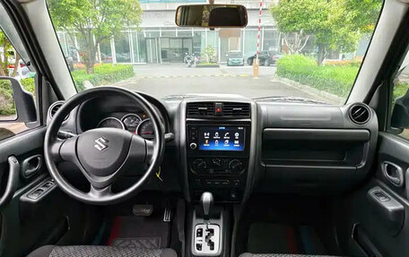 Suzuki Jimny, 2018 год, 1 120 000 рублей, 13 фотография