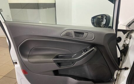 Ford Fiesta, 2017 год, 569 000 рублей, 7 фотография