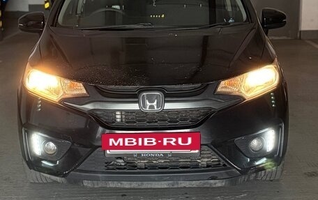 Honda Fit III, 2013 год, 750 000 рублей, 2 фотография
