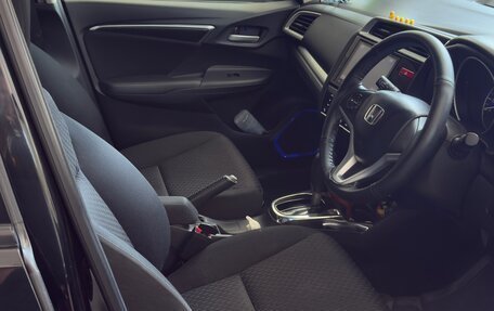Honda Fit III, 2013 год, 750 000 рублей, 18 фотография