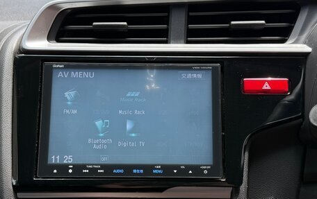 Honda Fit III, 2013 год, 750 000 рублей, 17 фотография
