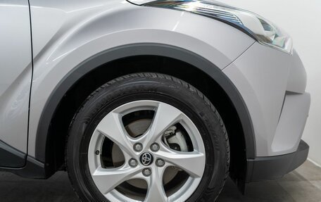 Toyota C-HR I рестайлинг, 2017 год, 1 849 000 рублей, 21 фотография