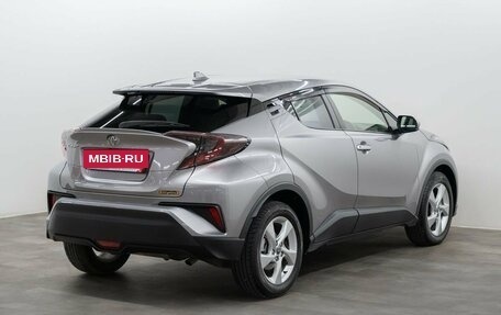 Toyota C-HR I рестайлинг, 2017 год, 1 849 000 рублей, 4 фотография