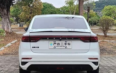 Geely Emgrand, 2022 год, 910 000 рублей, 5 фотография