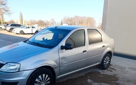 Renault Logan I, 2015 год, 250 000 рублей, 2 фотография