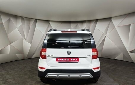 Skoda Yeti I рестайлинг, 2016 год, 1 029 000 рублей, 8 фотография