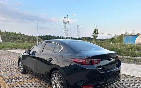 Mazda 3, 2022 год, 1 400 100 рублей, 2 фотография