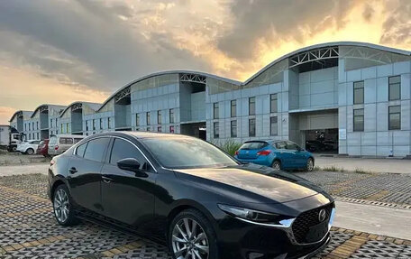 Mazda 3, 2022 год, 1 400 100 рублей, 4 фотография
