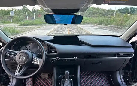 Mazda 3, 2022 год, 1 400 100 рублей, 11 фотография