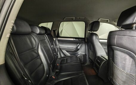 Volkswagen Touareg III, 2011 год, 1 279 000 рублей, 16 фотография