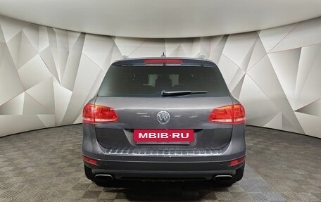 Volkswagen Touareg III, 2011 год, 1 279 000 рублей, 8 фотография