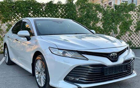 Toyota Camry, 2019 год, 2 780 000 рублей, 3 фотография