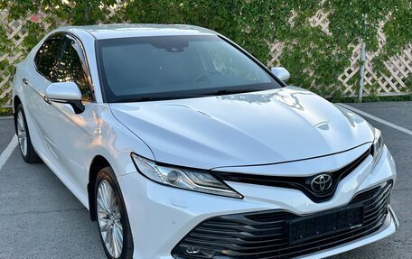 Toyota Camry, 2019 год, 2 780 000 рублей, 2 фотография