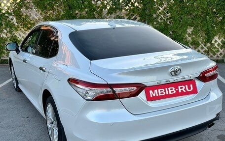 Toyota Camry, 2019 год, 2 780 000 рублей, 6 фотография