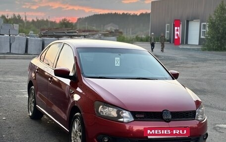 Volkswagen Polo VI (EU Market), 2012 год, 850 000 рублей, 2 фотография