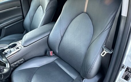 Toyota Camry, 2019 год, 2 780 000 рублей, 25 фотография