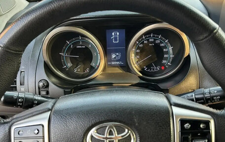 Toyota Land Cruiser Prado 150 рестайлинг 2, 2011 год, 3 100 000 рублей, 7 фотография