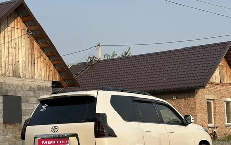 Toyota Land Cruiser Prado 150 рестайлинг 2, 2011 год, 3 100 000 рублей, 16 фотография