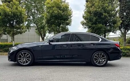 BMW 3 серия, 2022 год, 2 945 011 рублей, 4 фотография