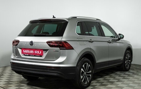 Volkswagen Tiguan II, 2019 год, 2 499 700 рублей, 6 фотография