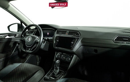 Volkswagen Tiguan II, 2019 год, 2 499 700 рублей, 10 фотография