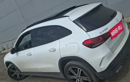 Mercedes-Benz GLA, 2023 год, 4 100 000 рублей, 3 фотография