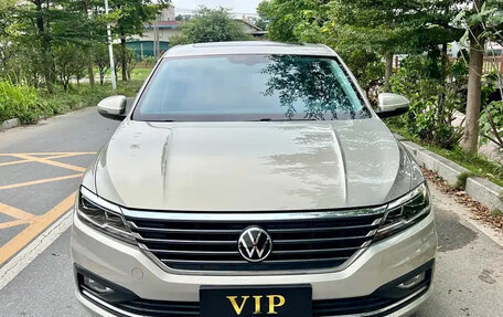 Volkswagen Lavida, 2022 год, 1 192 000 рублей, 2 фотография