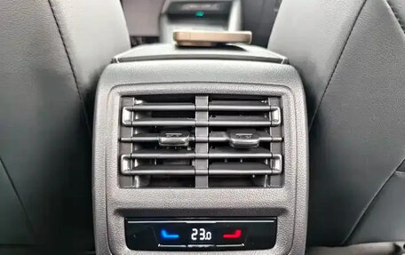 Volkswagen Golf VIII, 2023 год, 1 500 100 рублей, 14 фотография
