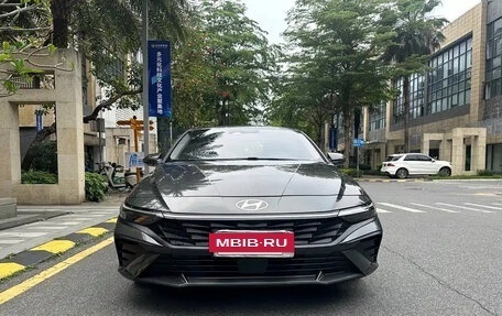 Hyundai Elantra, 2023 год, 1 300 000 рублей, 7 фотография