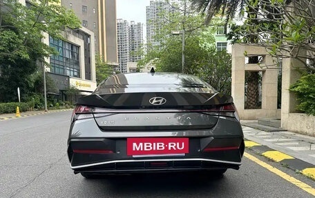 Hyundai Elantra, 2023 год, 1 300 000 рублей, 6 фотография
